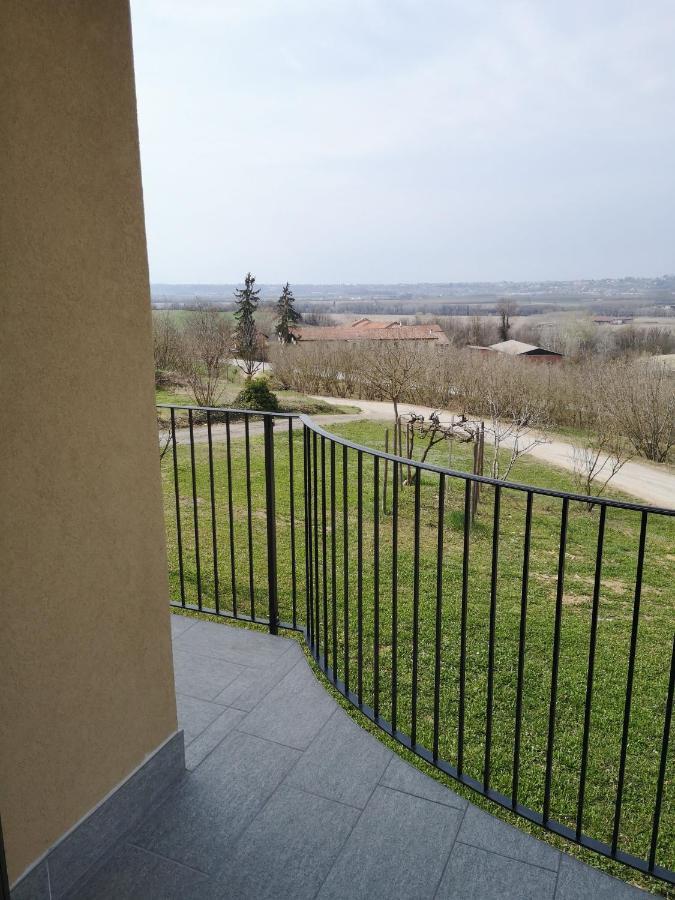 La Casa In Rivalta Villa Verduno Exteriör bild